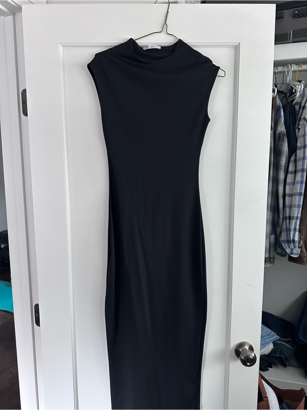 Zara Black Sleeveless Body Con dress